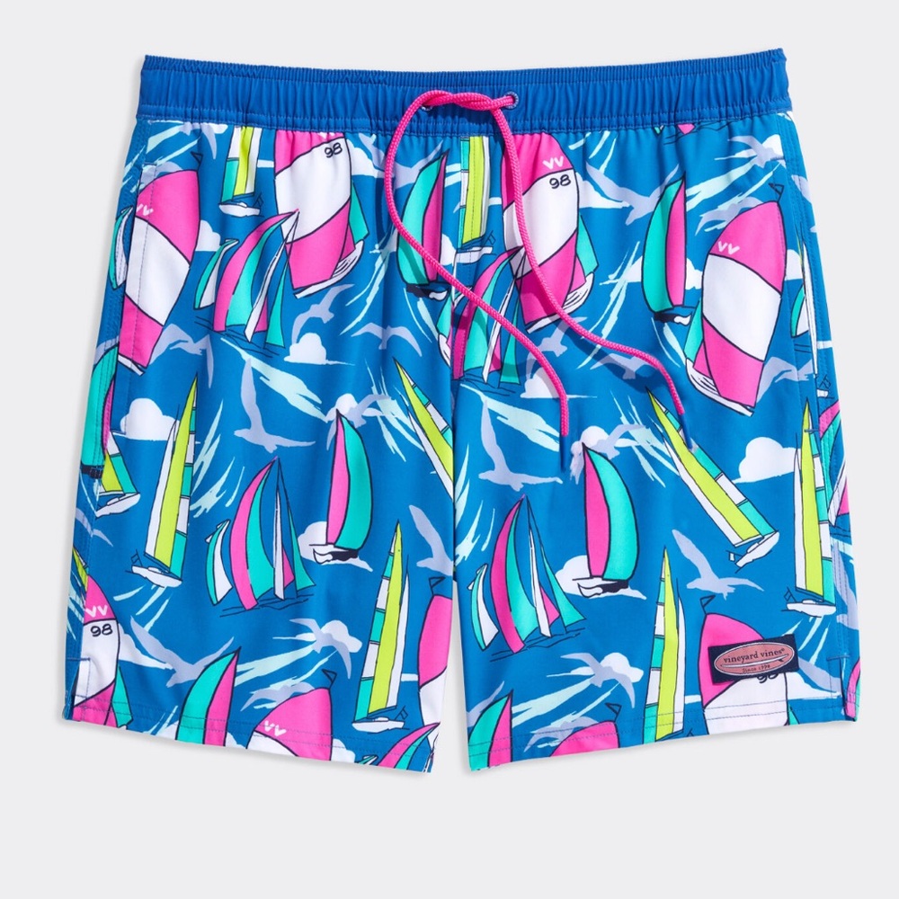 vineyard vines swim trunks size Large